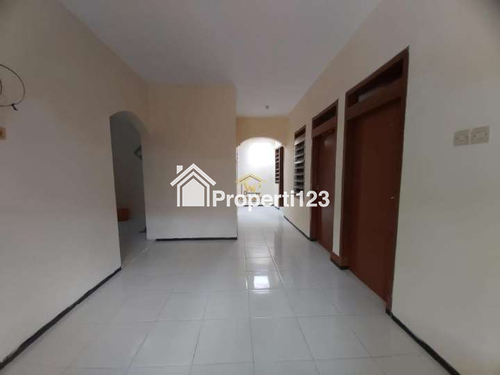 RUMAH SECOND BERADA DI PUSAT KOTA MALANG - 4