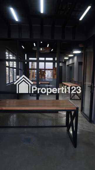 Dijual Tanah dan Gedung Kantor di Cakung Cilincing 2.200 m2 Siap Pakai - 11