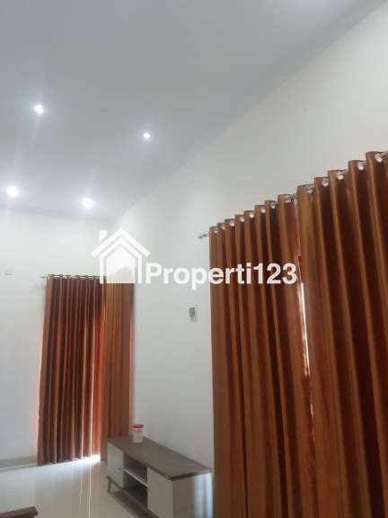 BU, RUMAH INDUK DAN KOST EXLUSIVE HANYA 50 METER DARI KAMPUS UII - 5