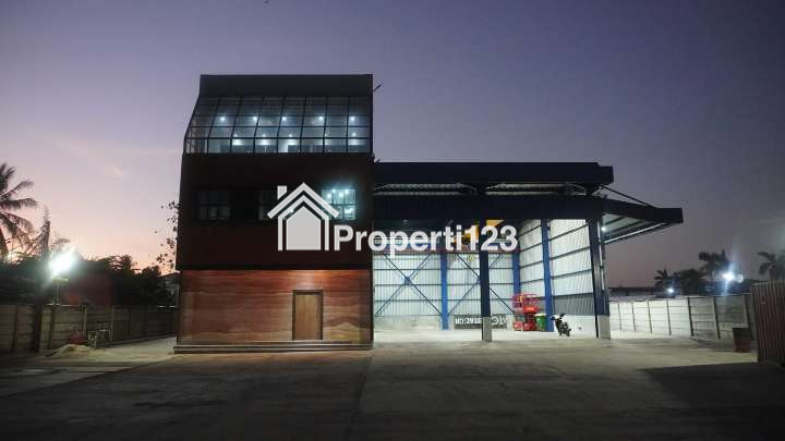 Dijual Tanah dan Gedung Kantor di Cakung Cilincing 2.200 m2 Siap Pakai - 10