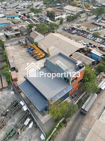 Dijual Tanah dan Gedung Kantor di Cakung Cilincing 2.200 m2 Siap Pakai - 2