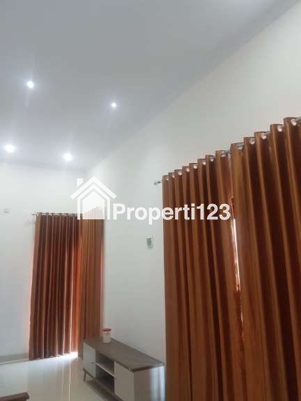 DIJUAL RUMAH 2 LANTAI SIAP HUNI LENGKAP DENGAN BEBERAPA FURNITURE - 5