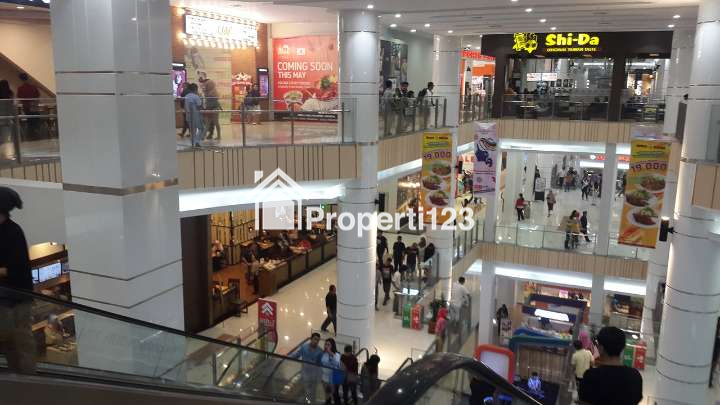 Disewakan bulanan apartement 2 kamar full furnish baru di atas Mall Green Pramuka Square - 9