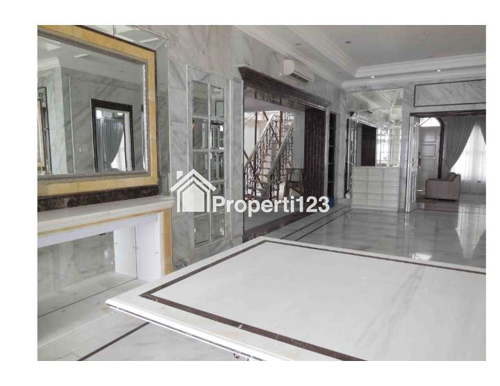 TURUN HARGA RUMAH SHM DI MENTENG JAKARTA PUSAT - 8