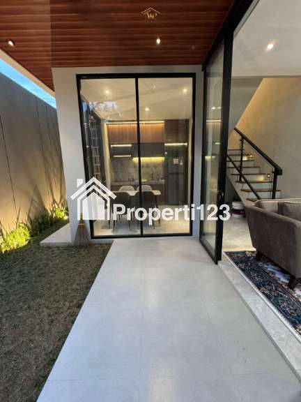 RUMAH SIAP HUNI DI PURWOMARTANI FULL FURNISHED DEKAT SEKOLAH BUDI MULIA - 10