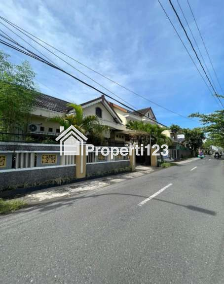 DIJUAL RUMAH SECOND FULLY FURNISHED DEKAT JL IMOGIRI TIMUR - 2