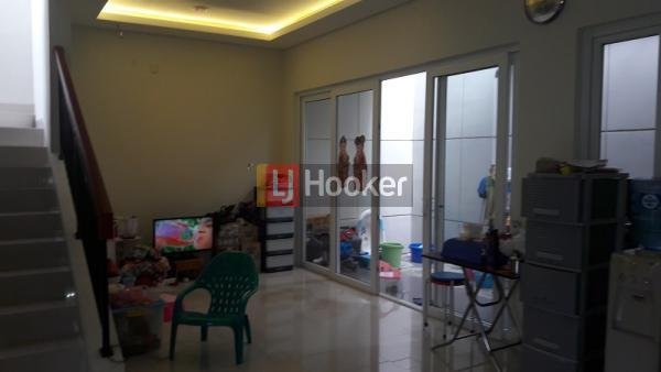 Dijual rumah Modern di kawasan Premium Selatan Jakarta - 3
