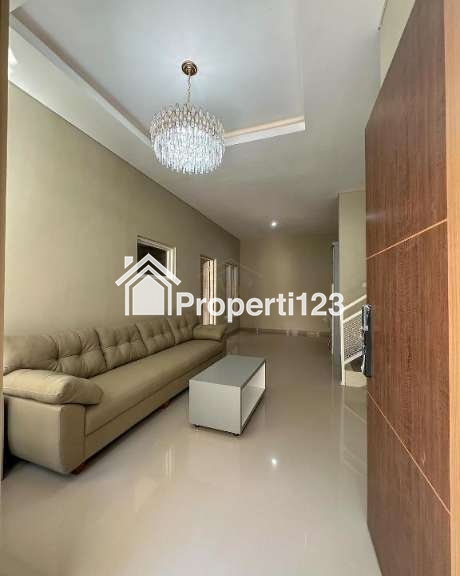 RUMAH MEWAH STRATEGIS DI NGAGLIK FULL FURNISHED MODERN - 4