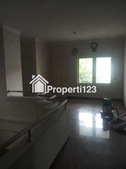 Rumah Minimalis 2 Lantai Di Perumahan Unimas Garden Regency Waru Sidoarjo - 6