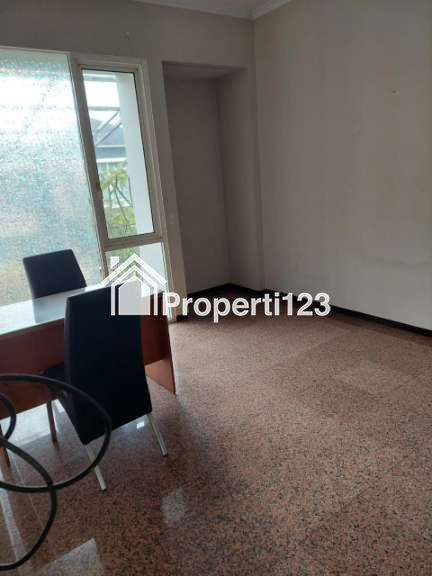 Rumah Minimalis 2 Lantai Di Perumahan Unimas Garden Regency Waru Sidoarjo - 7