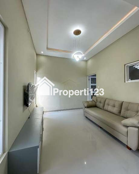 DIJUAL RUMAH MODERN 2 LANTAI SIAP HUNI DI NGAGLIK, DEKAT KAMPUS UII - 3