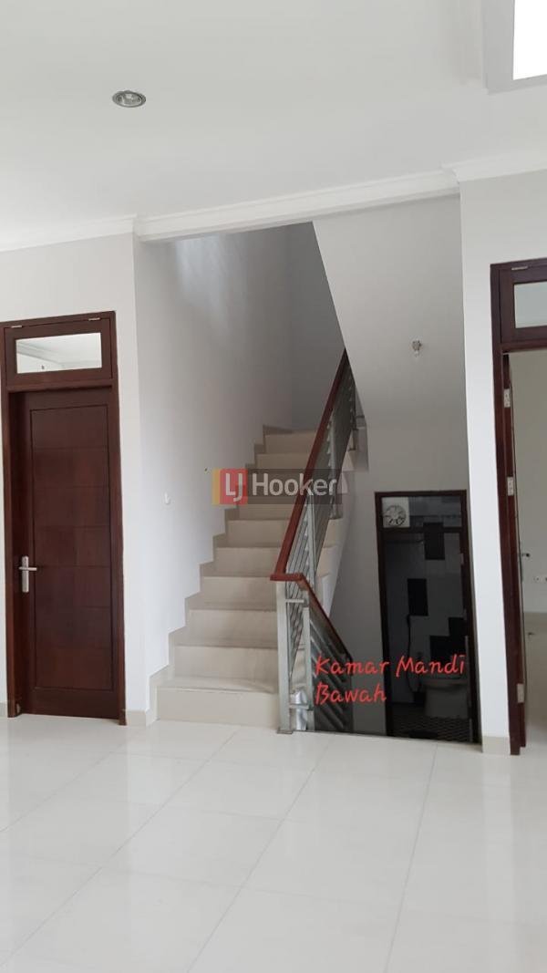 Disewakan Rumah Lokasi Strategis Siap Huni - 4
