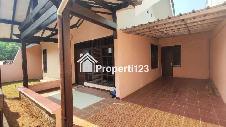 Disewakan Rumah Strategis & Bebas Banjir di daerah Pekayon Jaya, Kota Bekasi Selatan - 1