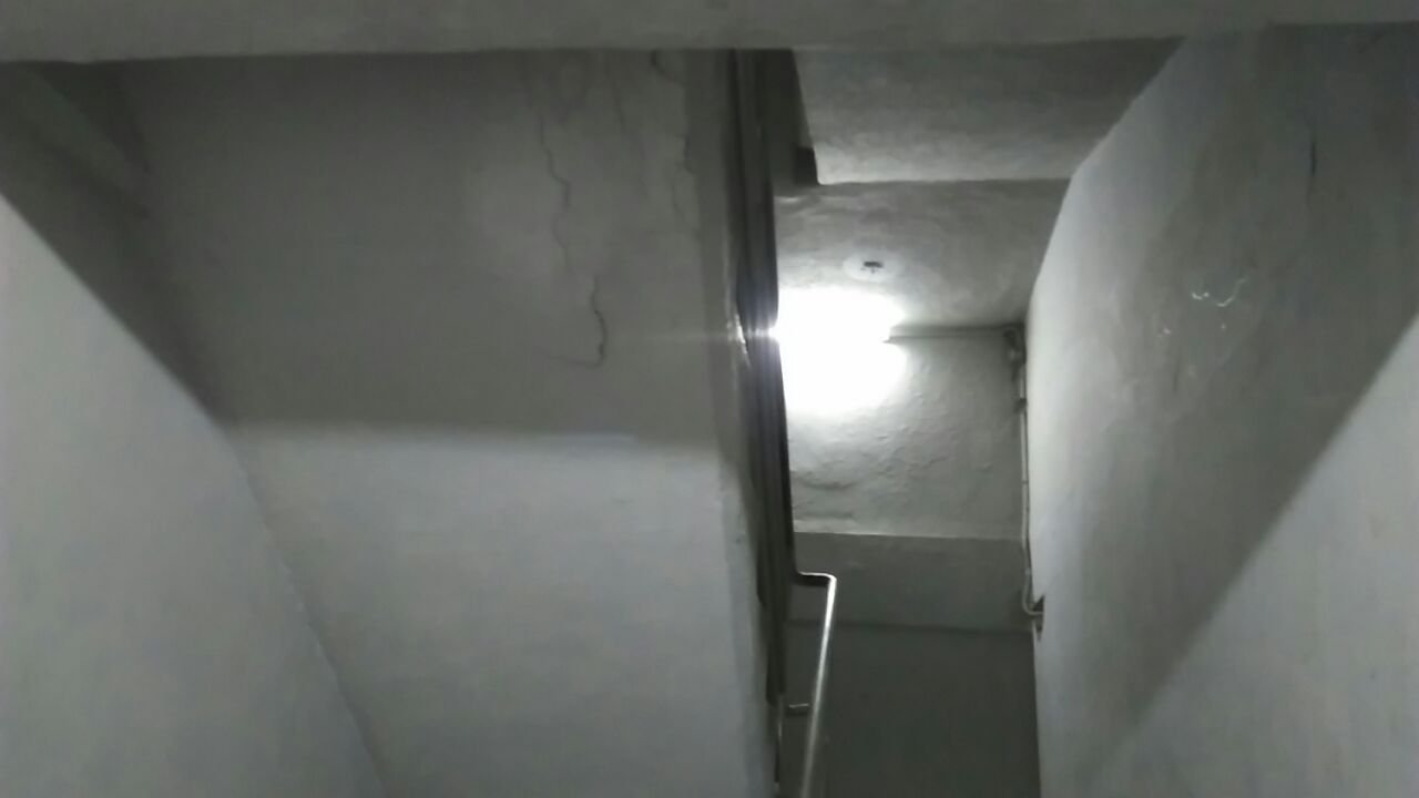 Dijual cepat ruko di kawasan bisnis / perdagangan di kompek glodok plaza, jakarta kota. (Prime Location) - 1