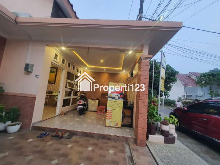 Rumah SIap Huni Ada Tempat Usaha di Pandanwangi Sulfat Malang - 2