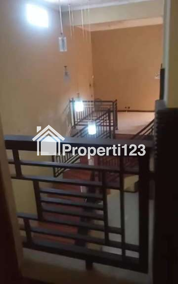 Rumah Kos Murah Area Sawojajar Dekat Kampus dan Bisnis - 8