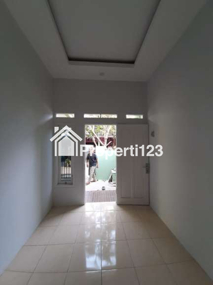 RUMAH BARU MINIMALIS MODEREN SIAP HUNI DEKAT JAKARTA - 3