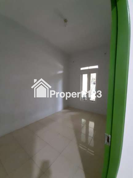 RUMAH BARU MINIMALIS MODEREN SIAP HUNI DEKAT JAKARTA - 6