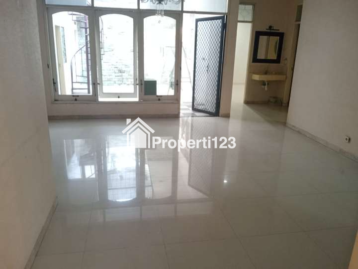 Rumah Pondok Candra Jeruk Bangunan Sangat Terawat Siap Huni - 10