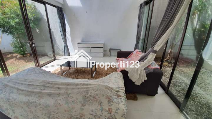 Rumah Graha Family Bangunan Minimalis 2 Lantai Lokasi Strategis - 10
