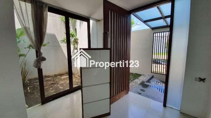Rumah Graha Family Bangunan Minimalis 2 Lantai Lokasi Strategis - 2