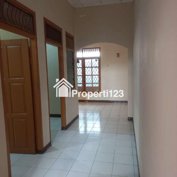 Disewakan Rumah Per Tahun - 6