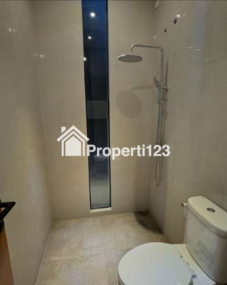 DIJUAL RUMAH MEWAH KONTEMPORER FULL FURNISHED DI KALASAN, SLEMAN - 10