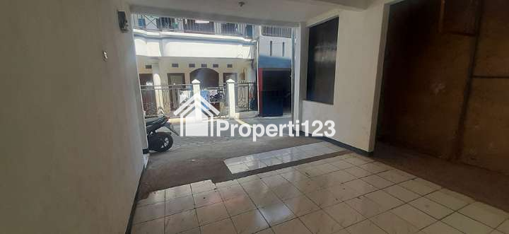 TOWNHOUSE  DI SAYAP JALAN JATIHANDAP BANDUNG - 9