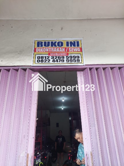 DISEWAKAN/ DIKONTRAKAN RUKO 2 LANTAI LOKASI STRATEGIS TENGAH KOTA Jl. EMMY SAELAN KOTA PALU, SULAWESI TENGAH - 2