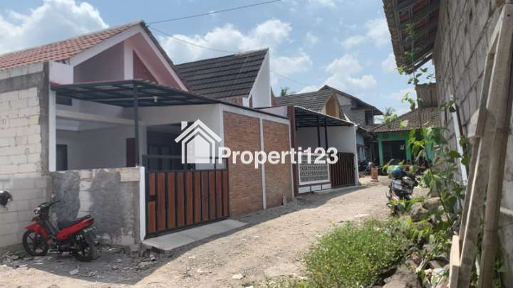 Rumah Proses Bangun Dekat Kampus UII - 3