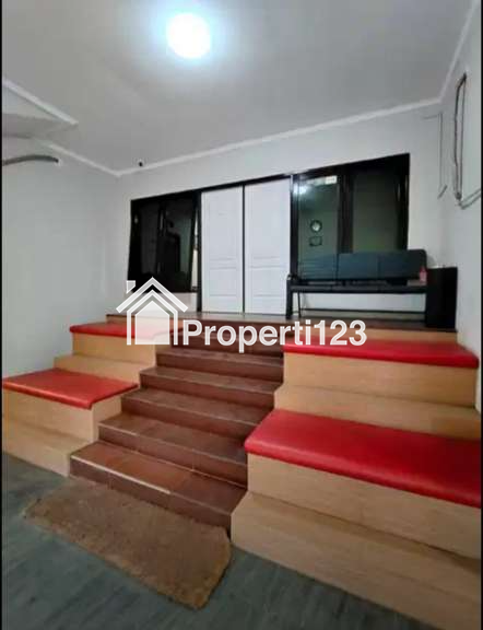 USAHA BESERTA KOST2AN EKSKLUSIF Kost Aktif Siwalankerto - 4