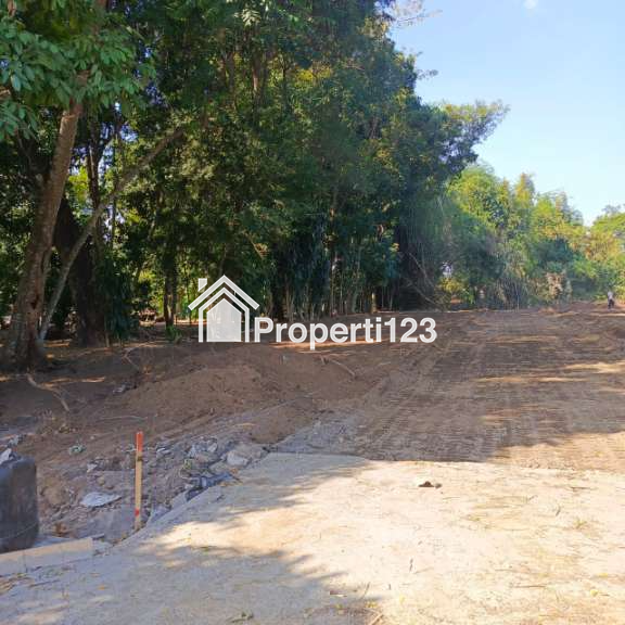 Rumah Pesan Bangun Bonus Kanopi di Kalasan - 7