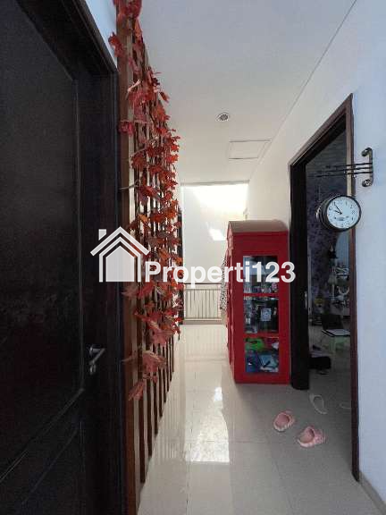 Rumah Murah Semi Furnished Kebonsari Elveka Jambangan Surabaya Selatan - 8