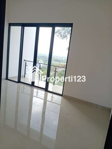 RUMAH  MODERN DENGAN TANAH LUAS DI GAMPING - 5