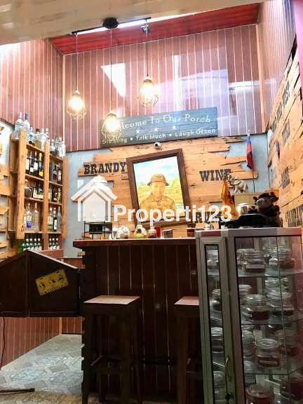 Rumah 3 Lantai Plus Rooftop Sawojajar Full Furnish - 4