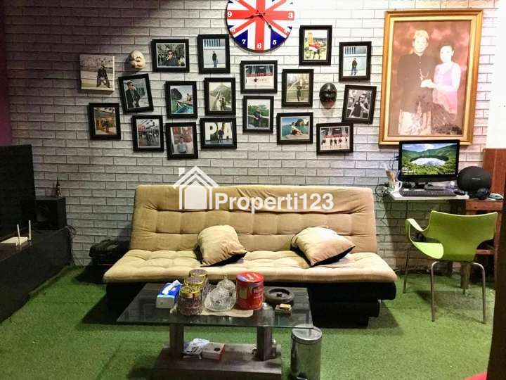 Rumah 3 Lantai Plus Rooftop Sawojajar Full Furnish - 5