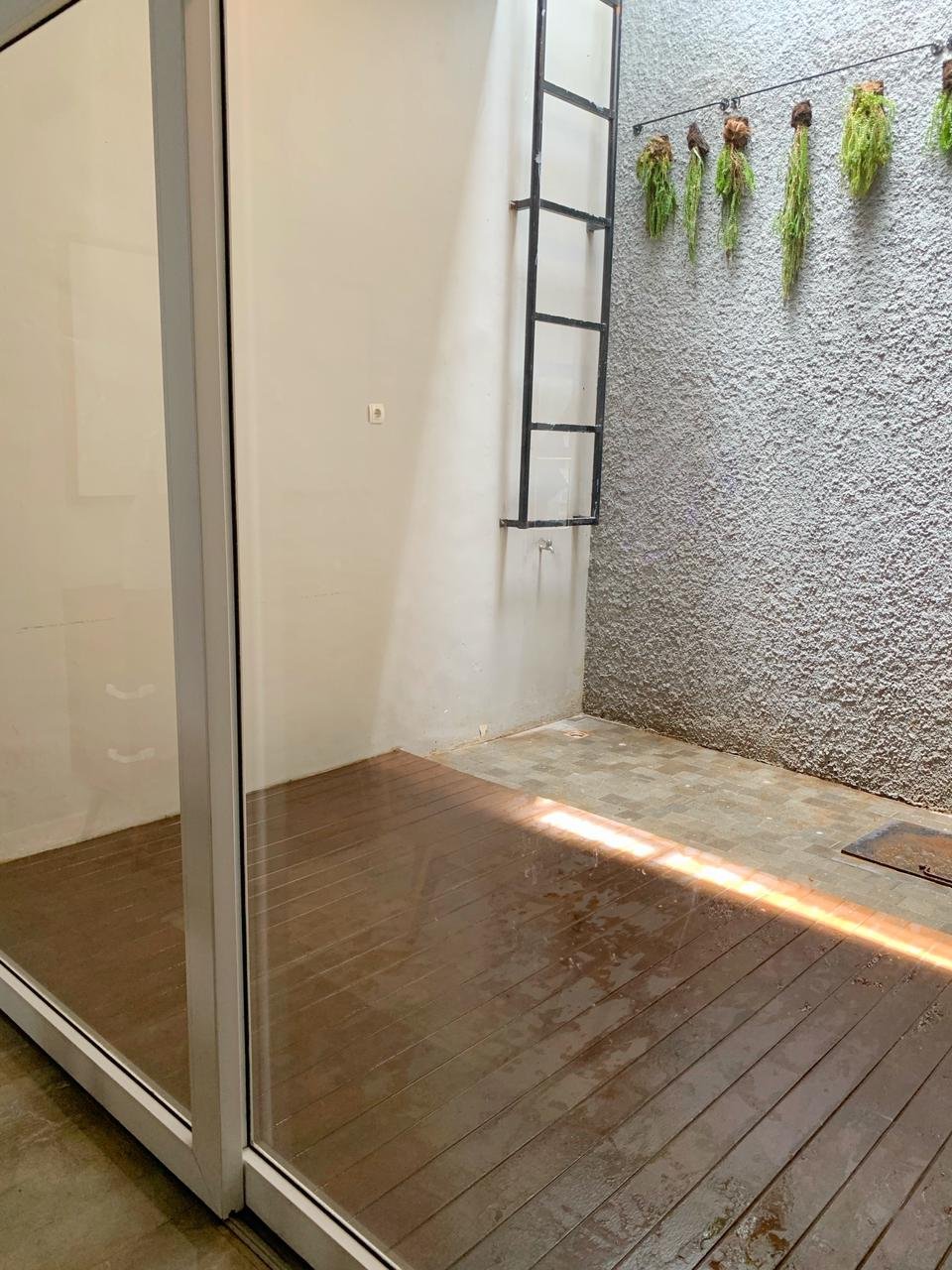 Jual Rumah Cantik Semi Furnished di Cinere, Depok - 6