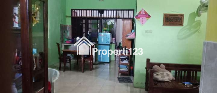 Rumah Murah Siap Huni Lokasi Wonorejo Selatan Rungkut Surabaya Timur - 2