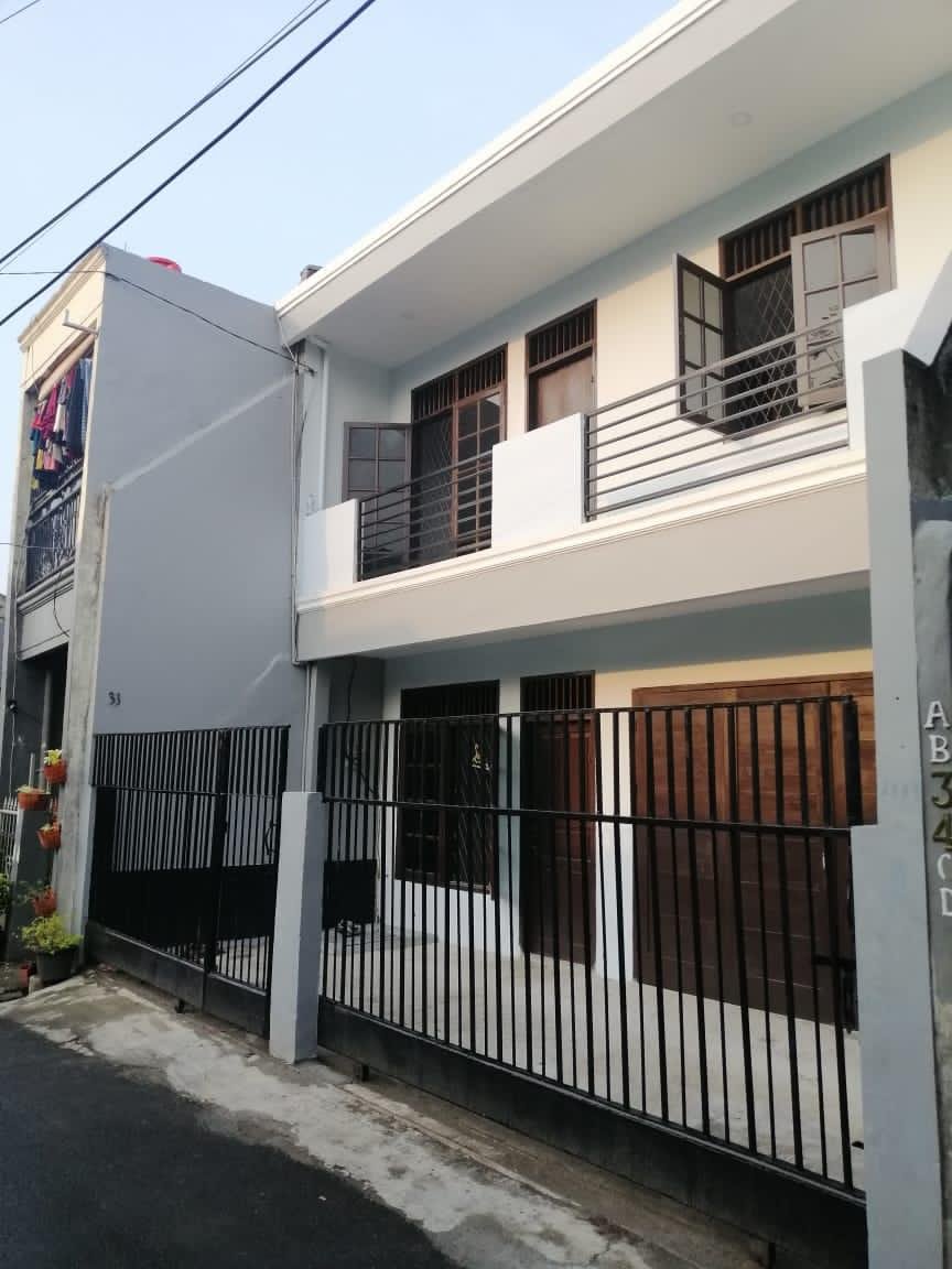 Dijual Rumah Full Renovasi 2,5 Lantai Dekat Binus Anggrek Kebon Jeruk - 2