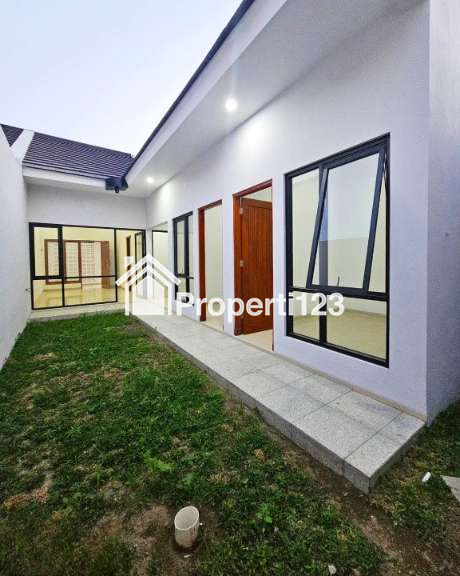 DIJUAL RUMAH MODERN SIAP HUNI, 7 MENIT DARI LOTTE MART DI KALASAN - 9