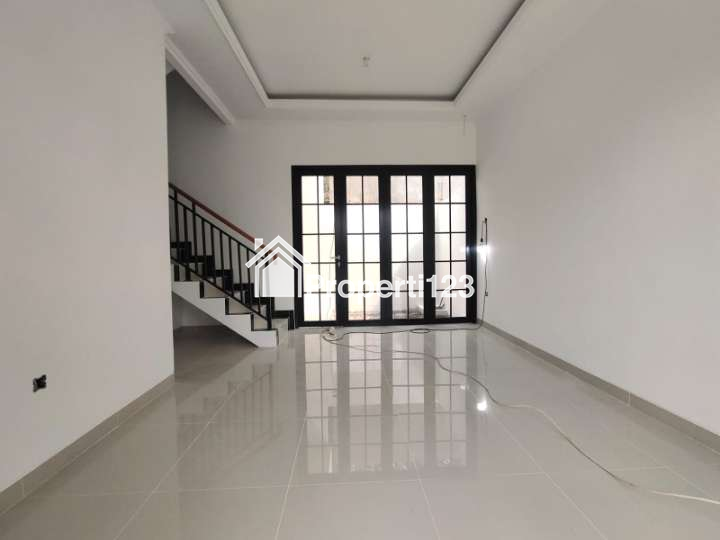Dipasarkan Rumah Premium 2 Lantai Siap Huni - 3
