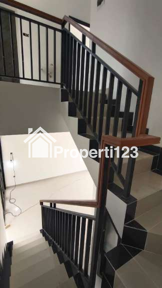 Dipasarkan Rumah Premium 2 Lantai Siap Huni - 7