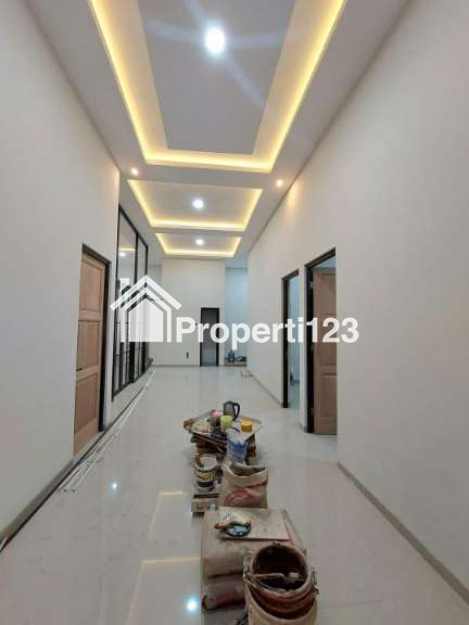 Dijual Rumah Baru Classic Modern Kota Malang - 7