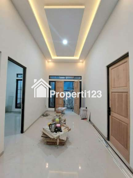 Dijual Rumah Baru Classic Modern Kota Malang - 6