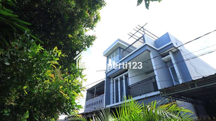 Jual cepat rumah second ada rooff topnya di Bekasi Barat - 3