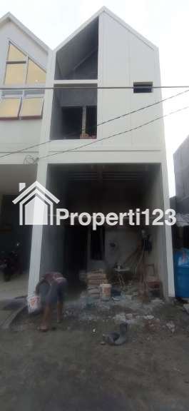 jual Rumah 2 Lantai Harga 500 Jutaan di Jakarta Timur - 5