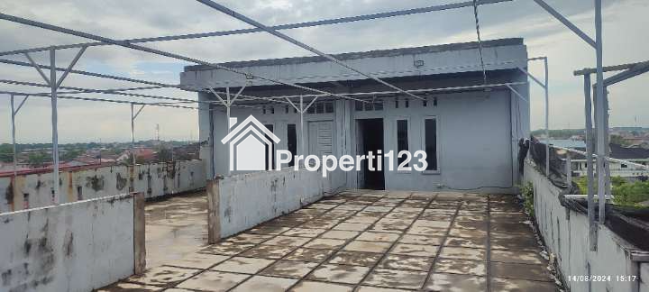 Ruko 3 Lantai Dijual Jalan Tanjung Raya 2 Pontianak - 11