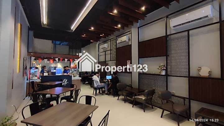 Ruko 3 Lantai Dijual Jalan Tanjung Raya 2 Pontianak - 2