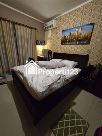 Dijual Cepat, Jarang Ada Rumah 2 Lantai Sangat Bagus Siap Huni di Premier Riviera - 4