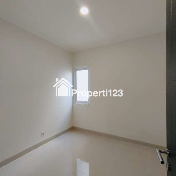 Rumah semi furnished di Nusaloka BSD - 6